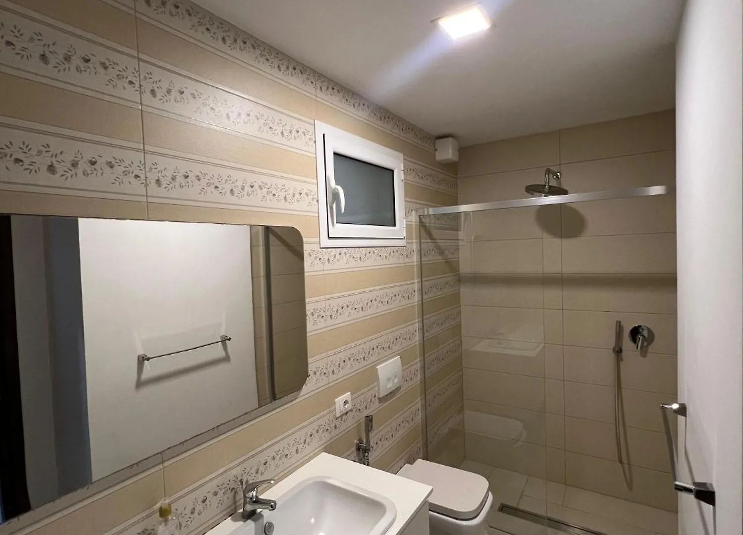 M & A Apartment Sarandë